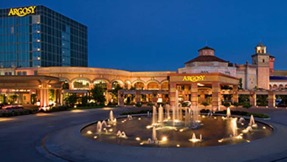 Super 8 By Wyndham Kansas City At Barry Road/Airport Esterno foto