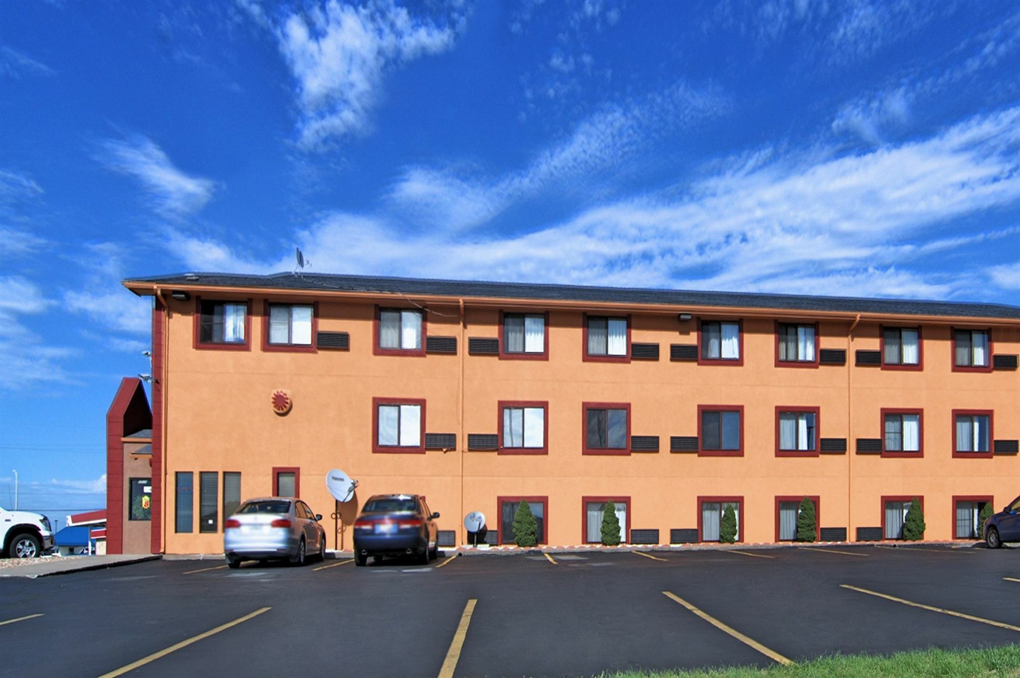 Super 8 By Wyndham Kansas City At Barry Road/Airport Esterno foto